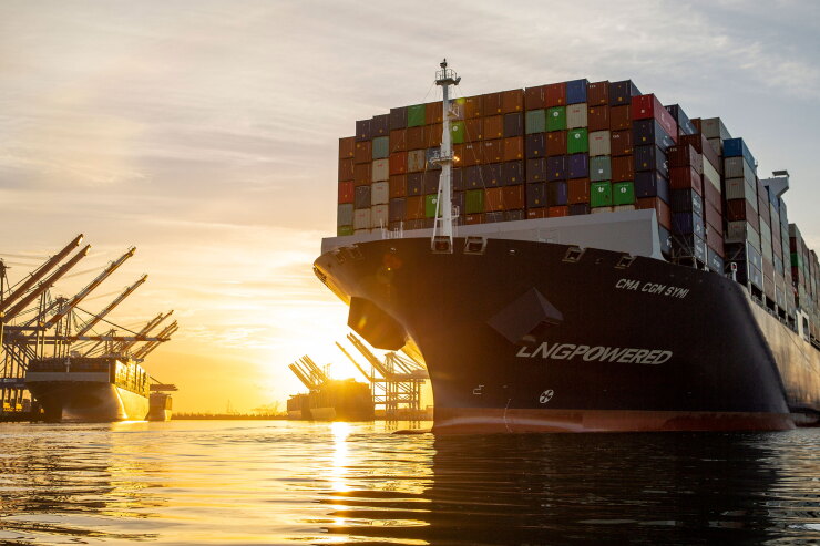 Ships coming into the Port of Los Angeles.