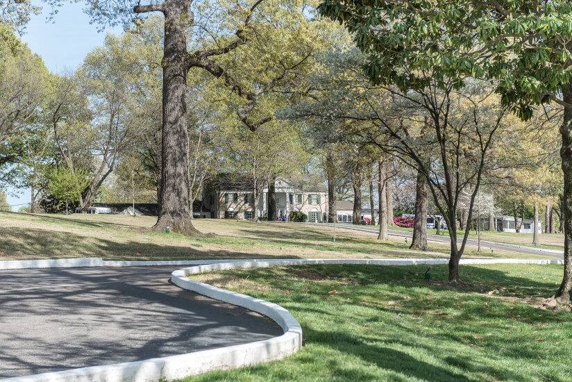NMN052218-memphis-graceland.jpg
