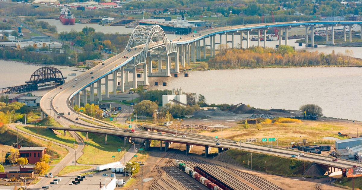Bonds are part of plan to replace key bridge linking Wisconsin, Minnesota Bonds are part of plan to replace key bridge linking Wisconsin, Minnesota