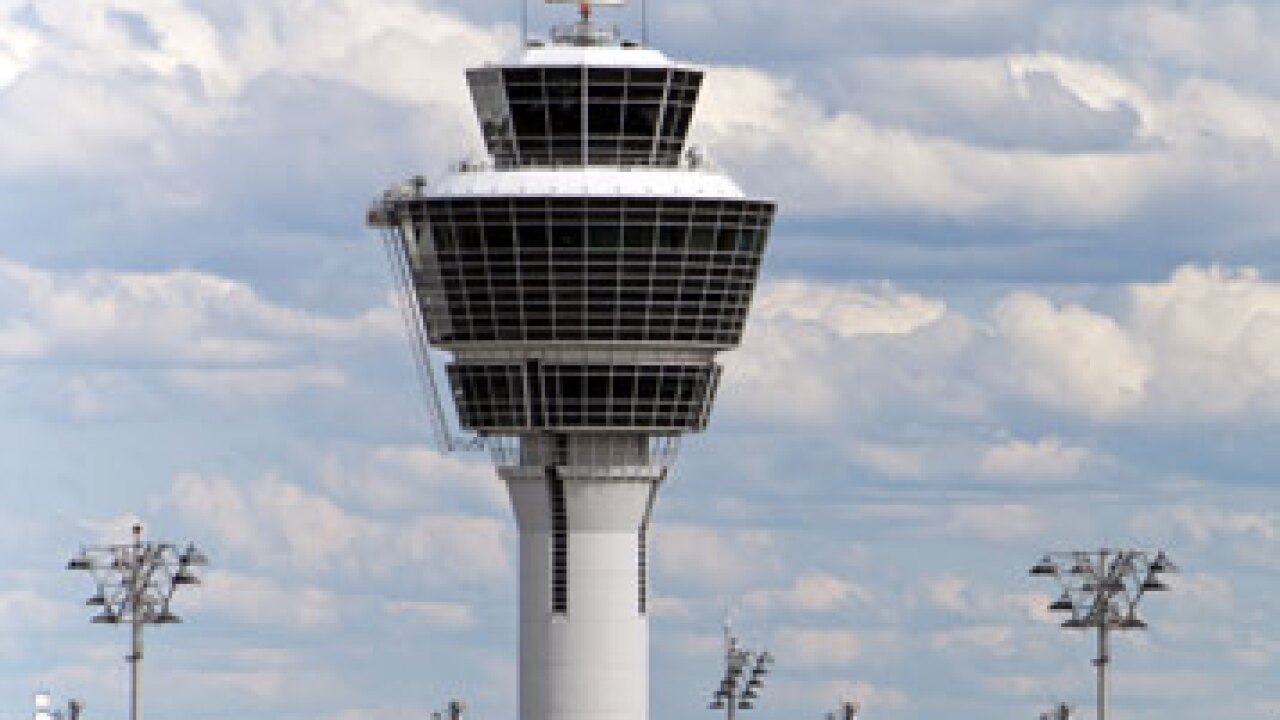airport-tower-fotolia.jpg