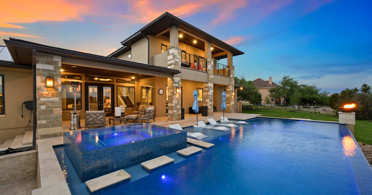 J.P. Morgan's jumbo mortgage pool raises $391.5 million in RMBS