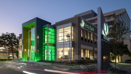 92_Vista Bank.jpg