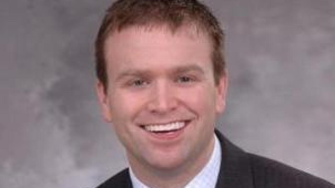 Kyle Sanders Headshot.jpg