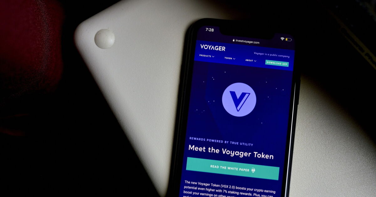 Voyager cleared to sell crypto customer accounts to Binance