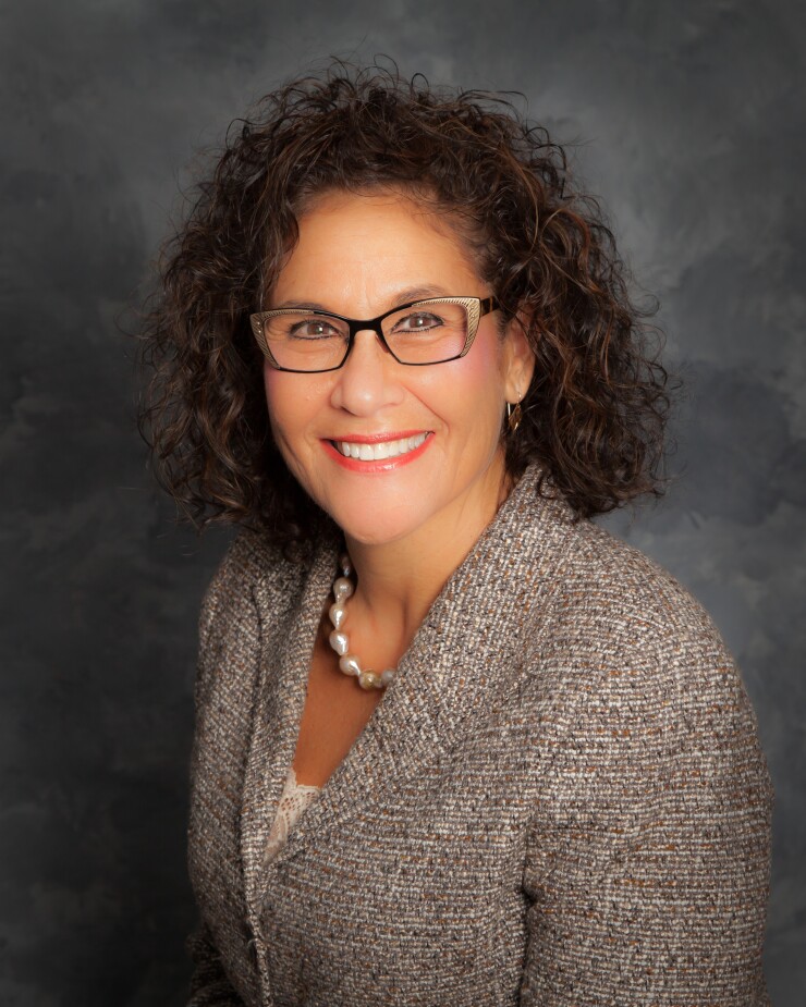 Lynn Ozer of Fulton Financial