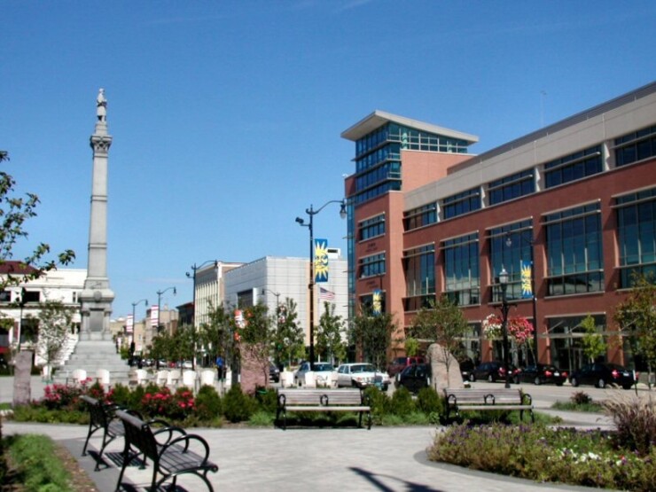 racine-monument-square-credit-racine2020-wiki