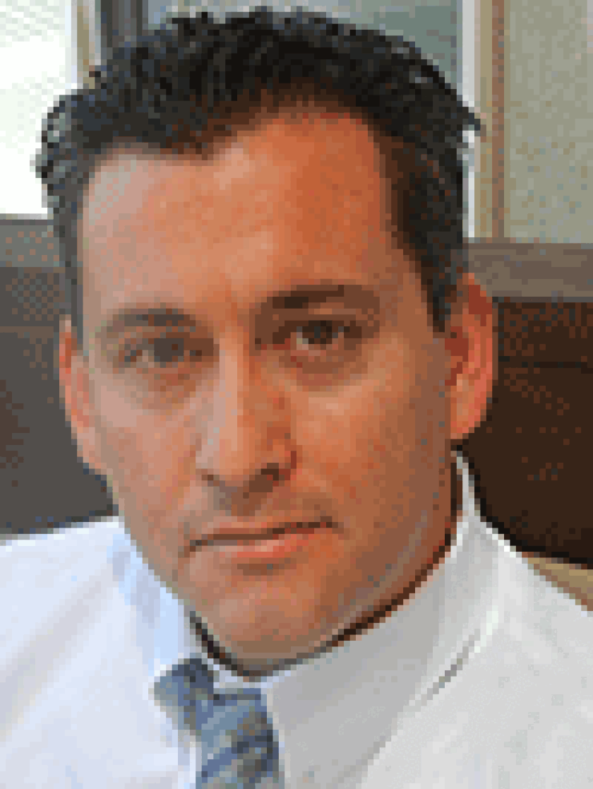aaron-caldiero-90.gif