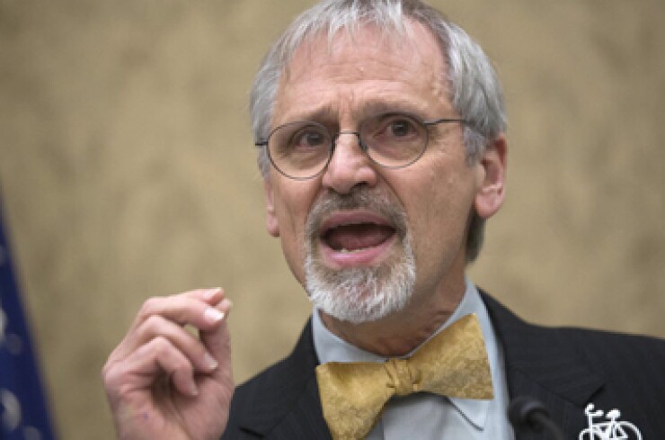 blumenauer-earl-creditbloomberg.jpg