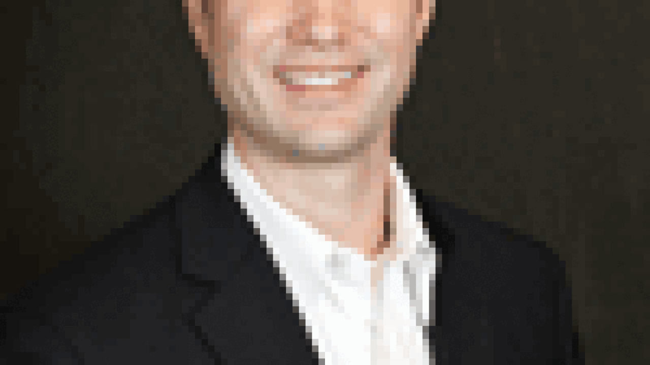 carlos-gandarillas-100.gif