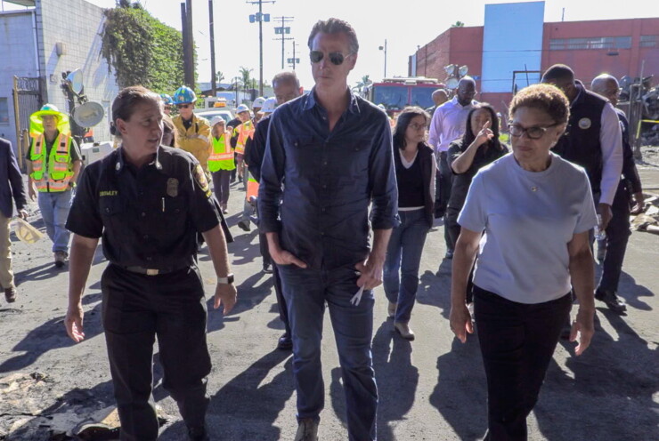 California Gov. Newsom, Los Angeles Mayor Bass at scene of Interstate 10 fire