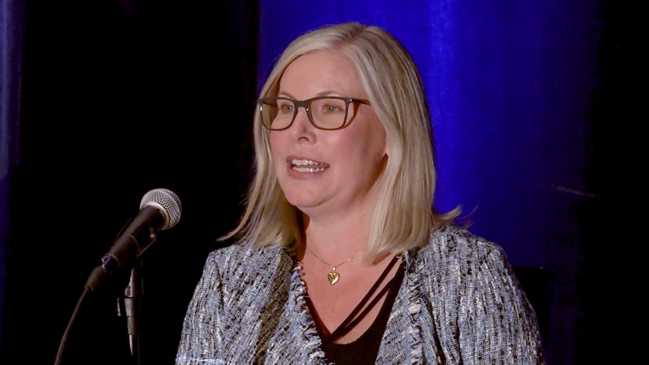 Customer Behavior and Experience: Enhancing the Customer Experience with AI