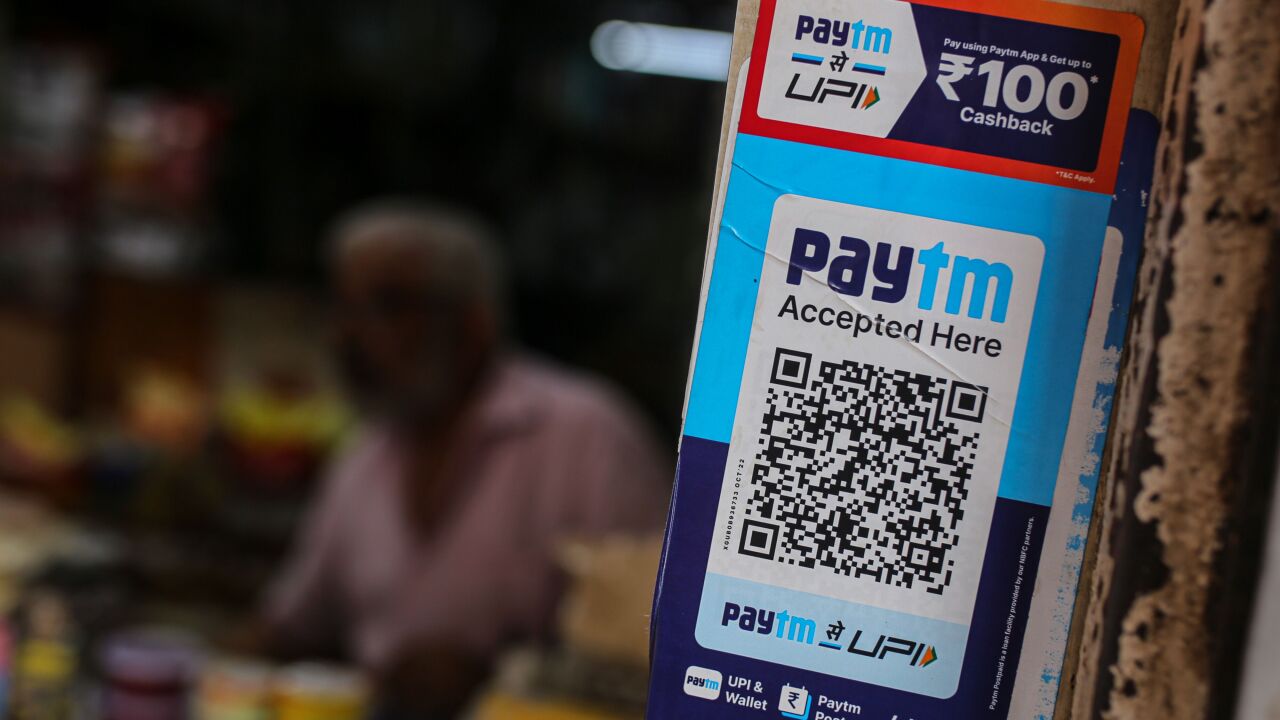 Paytm QR code sign