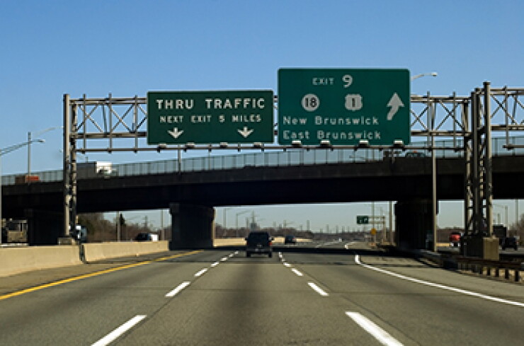 new-jersey-turnpike-fotolia-6945976-subscription-monthly-l.jpg