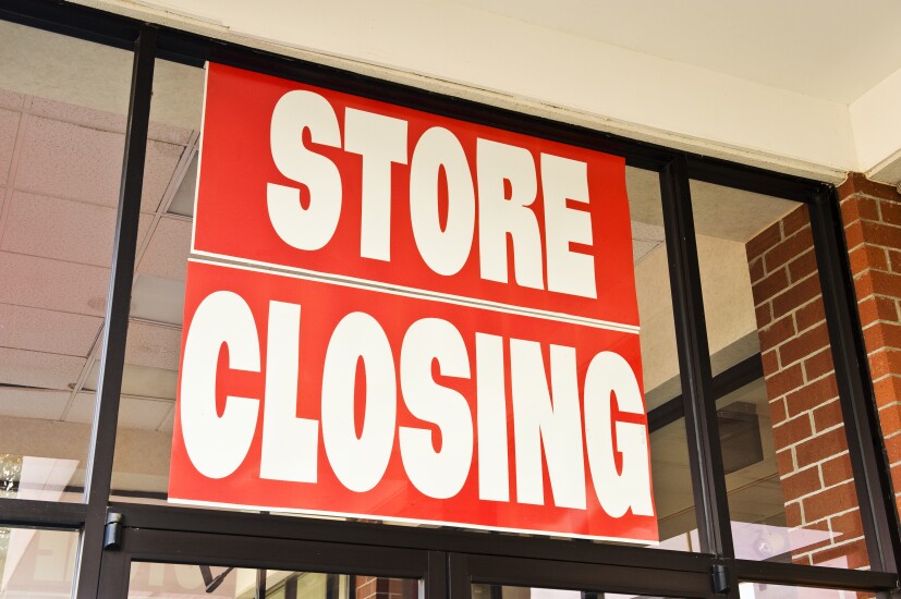 store-closing-banner-71914509-adobe.jpeg