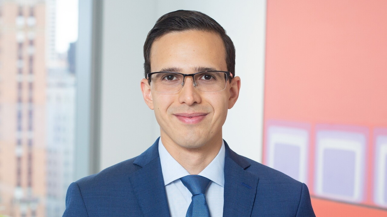 Sebastian Torres moves to counsel class at Nixon Peabody LLC.