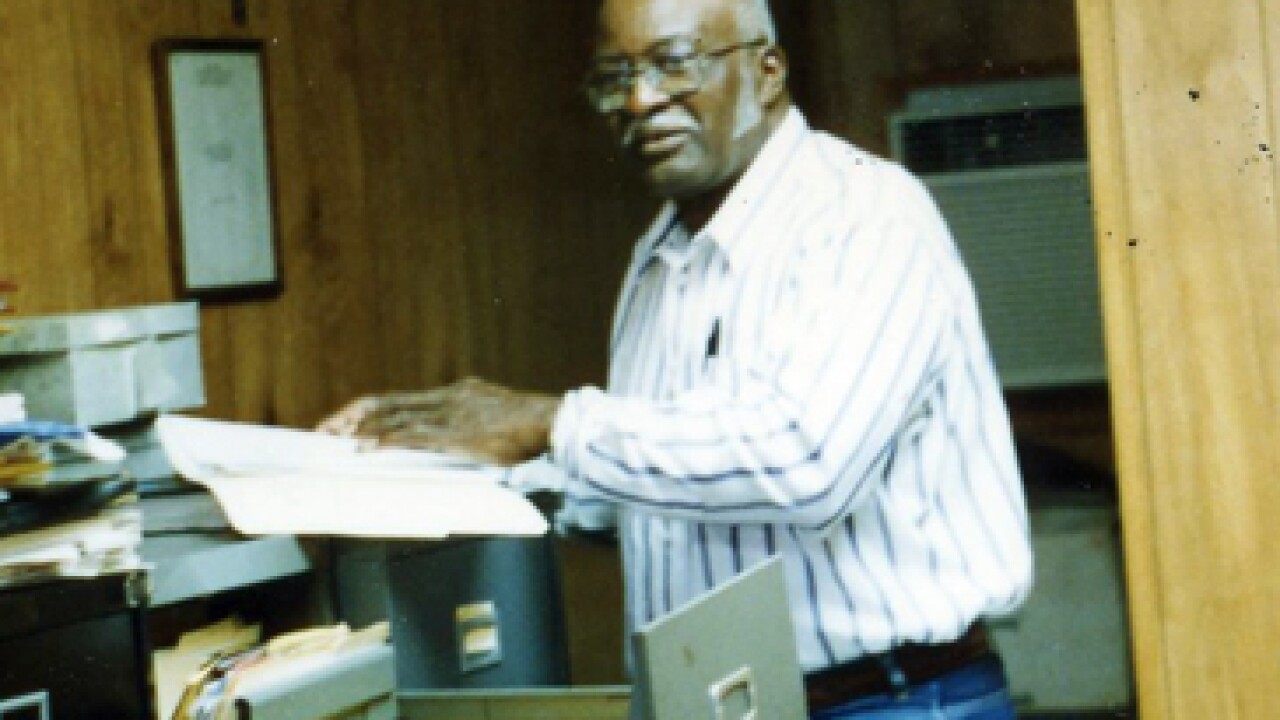 hall-2-365.jpg
