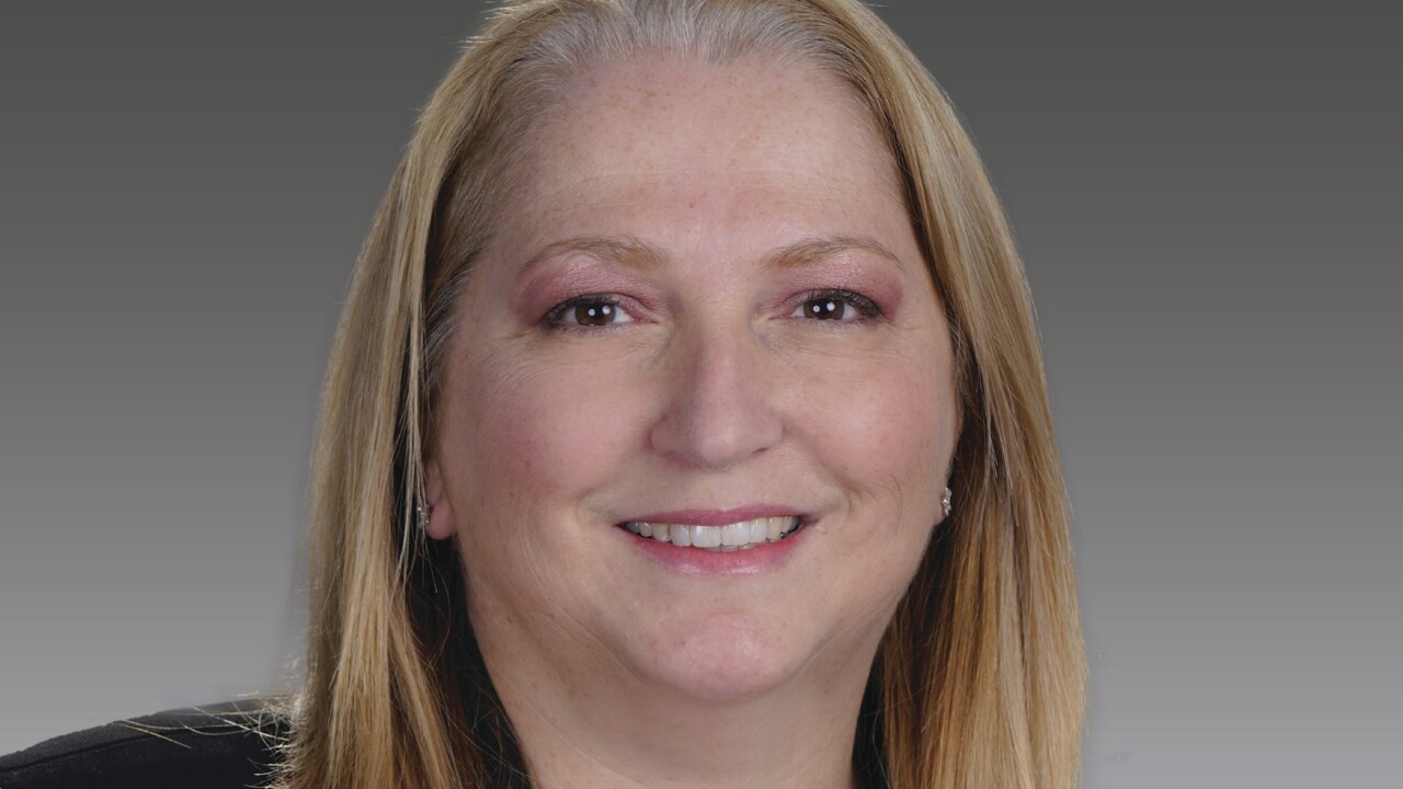donecker-nicole-marcum.jpg