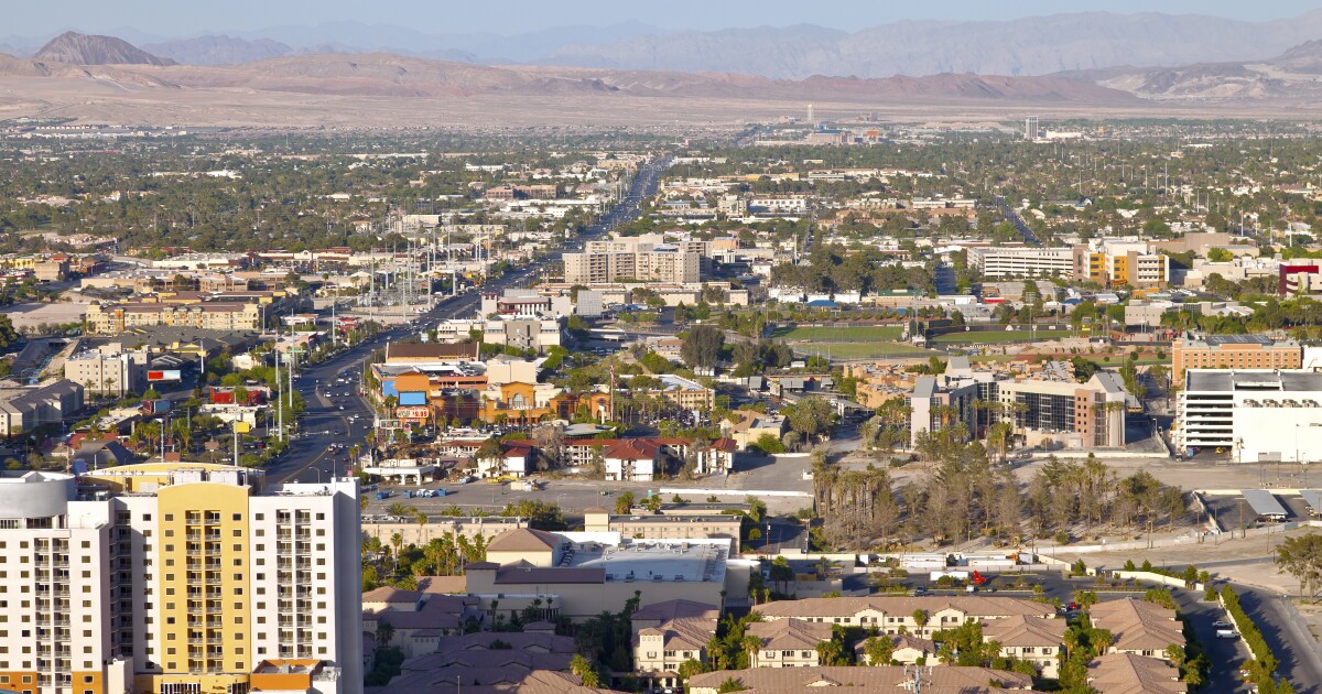 Homes were overvalued in 82% of U.S. metro areas in 1Q: Fitch Homes were overvalued in 82% of U.S. metro areas in 1Q: Fitch