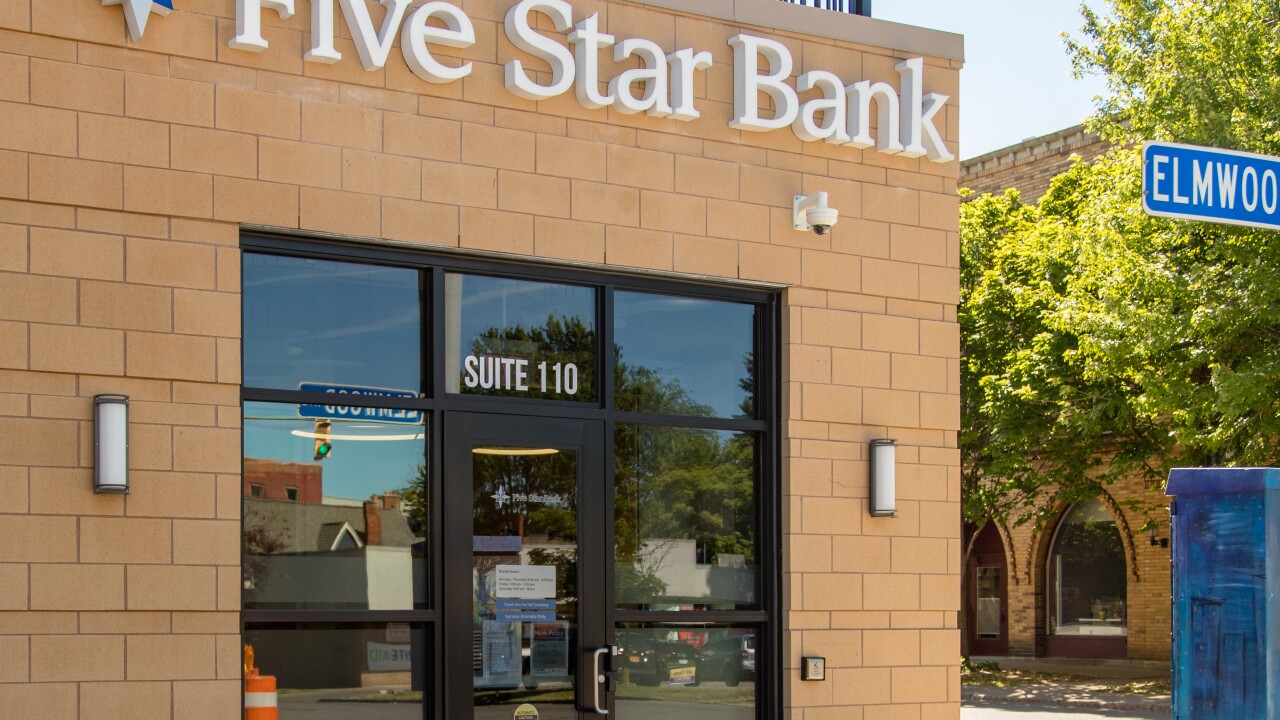 Five Star Bank exterior - Elmwood Crossing