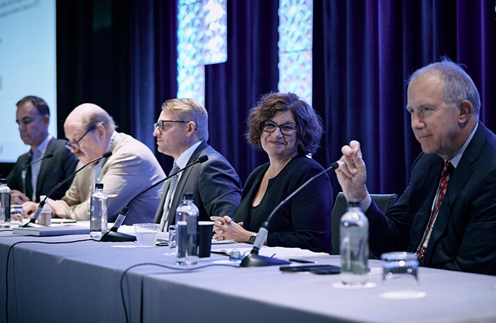 BB CalPub 2022 Patrick Strattner/panel-5.jpg