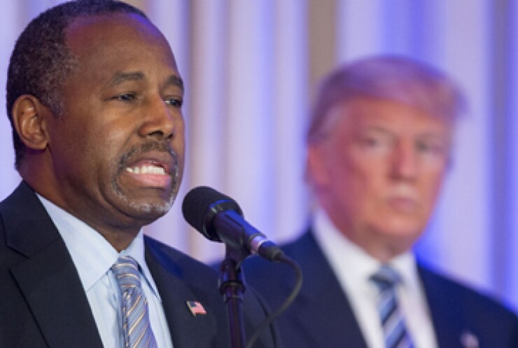 carson-ben-trump-donald-bl-365.jpg