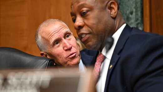 Tillis Scott