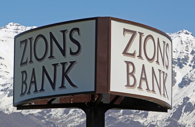 06-zions-bl.jpg