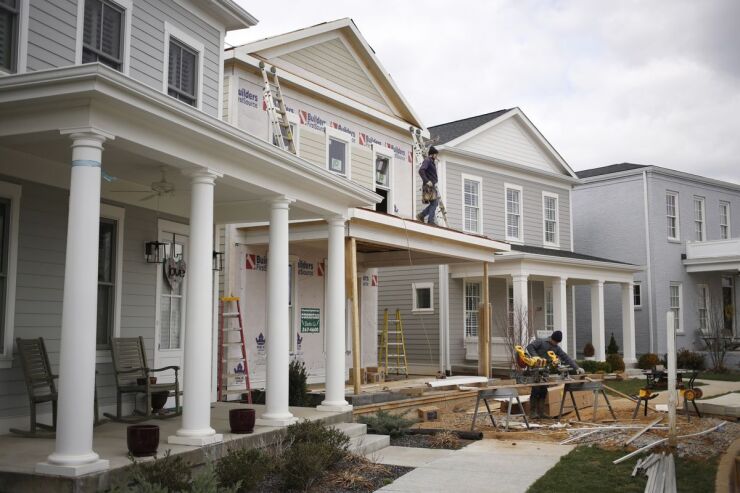 Homebuilder sentiment declines