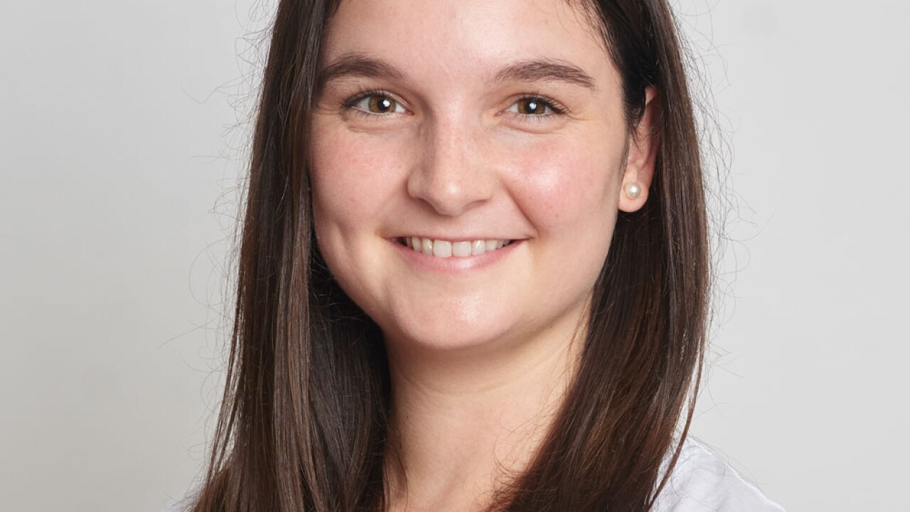 Eileen Roach - Headshot.jpg