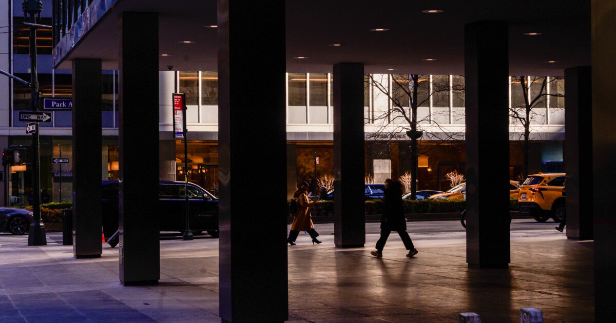 Trapped in private credit, investors wait to pull out B Trapped in private credit, investors wait to pull out B