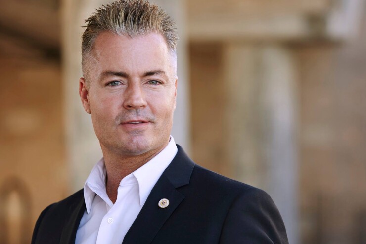 allen-travis-calif-2017