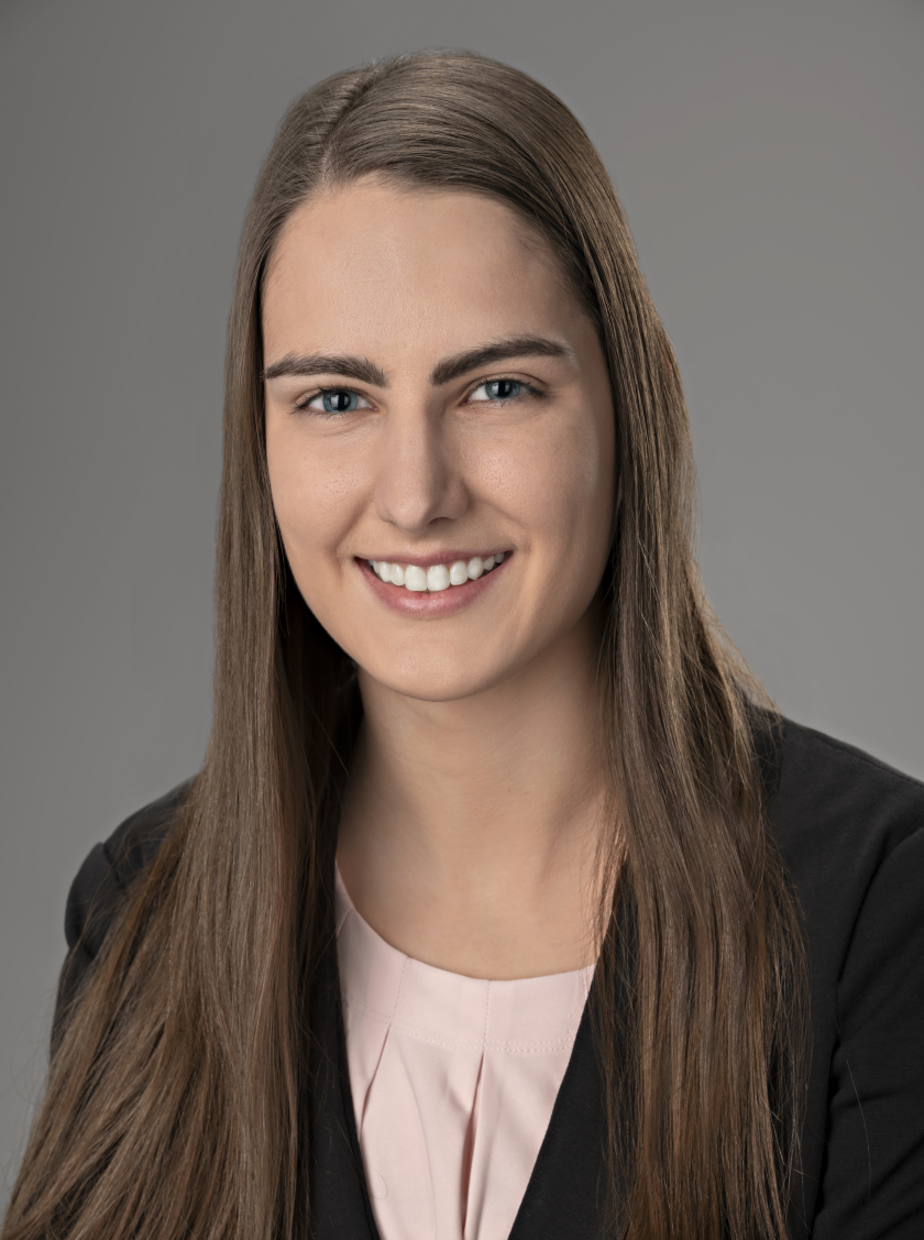 Abby Mann headshot.png