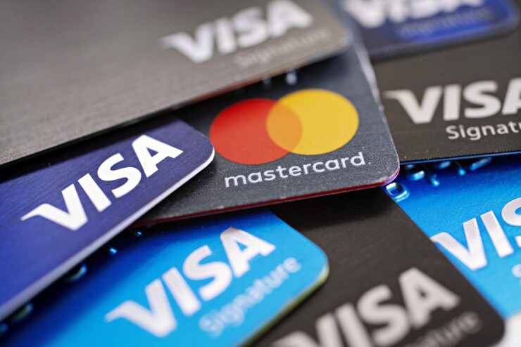 Visa, Mastercard Reach $6.2 Billion Settlement on Swipe Fees