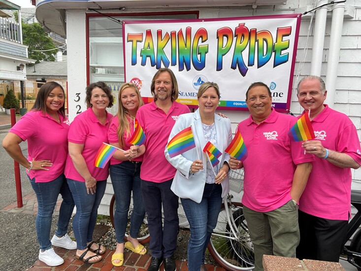 Best Banks to Work For 2022 pictures/77_Seamen's Bank.jpg