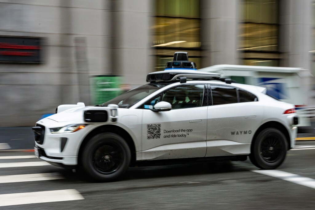 Remote assist for self-driving cars creates insurance risks | Digital ...