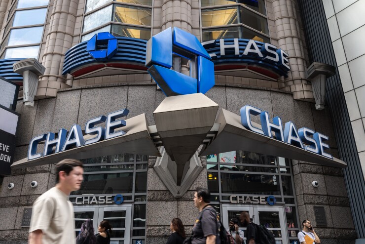 JPMorgan Chase & Co. Ahead Of Earnings Figures