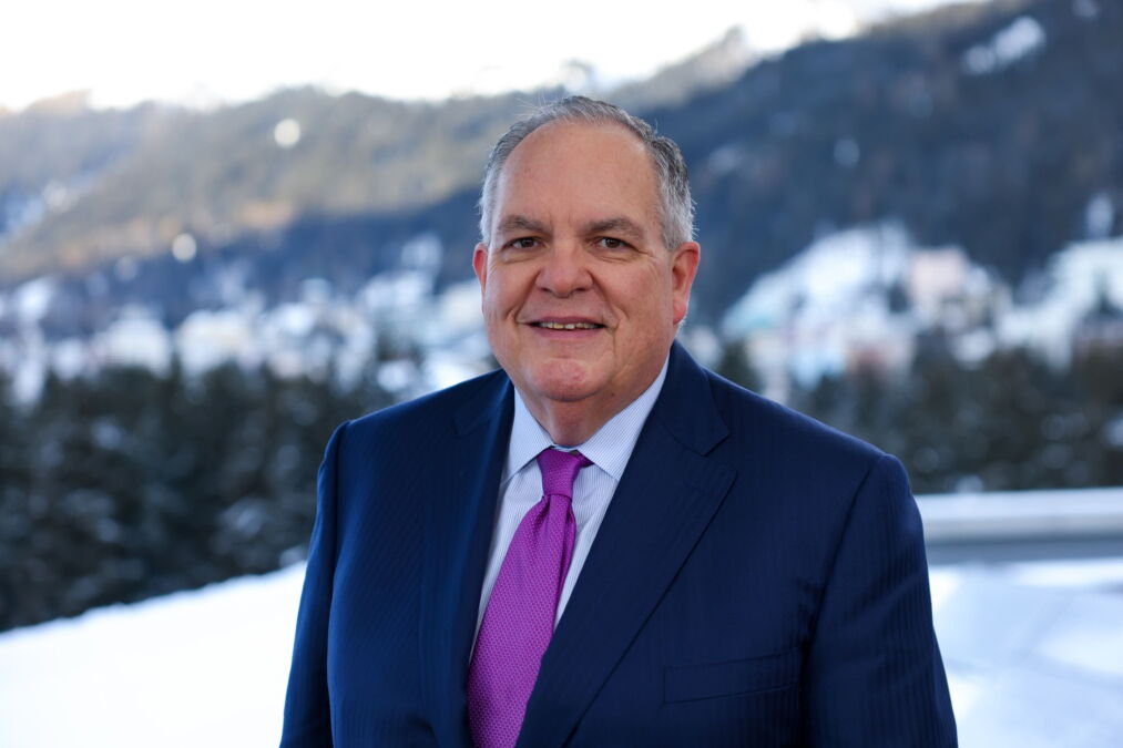 Photo for: State Street's new wealth-services unit notches early win