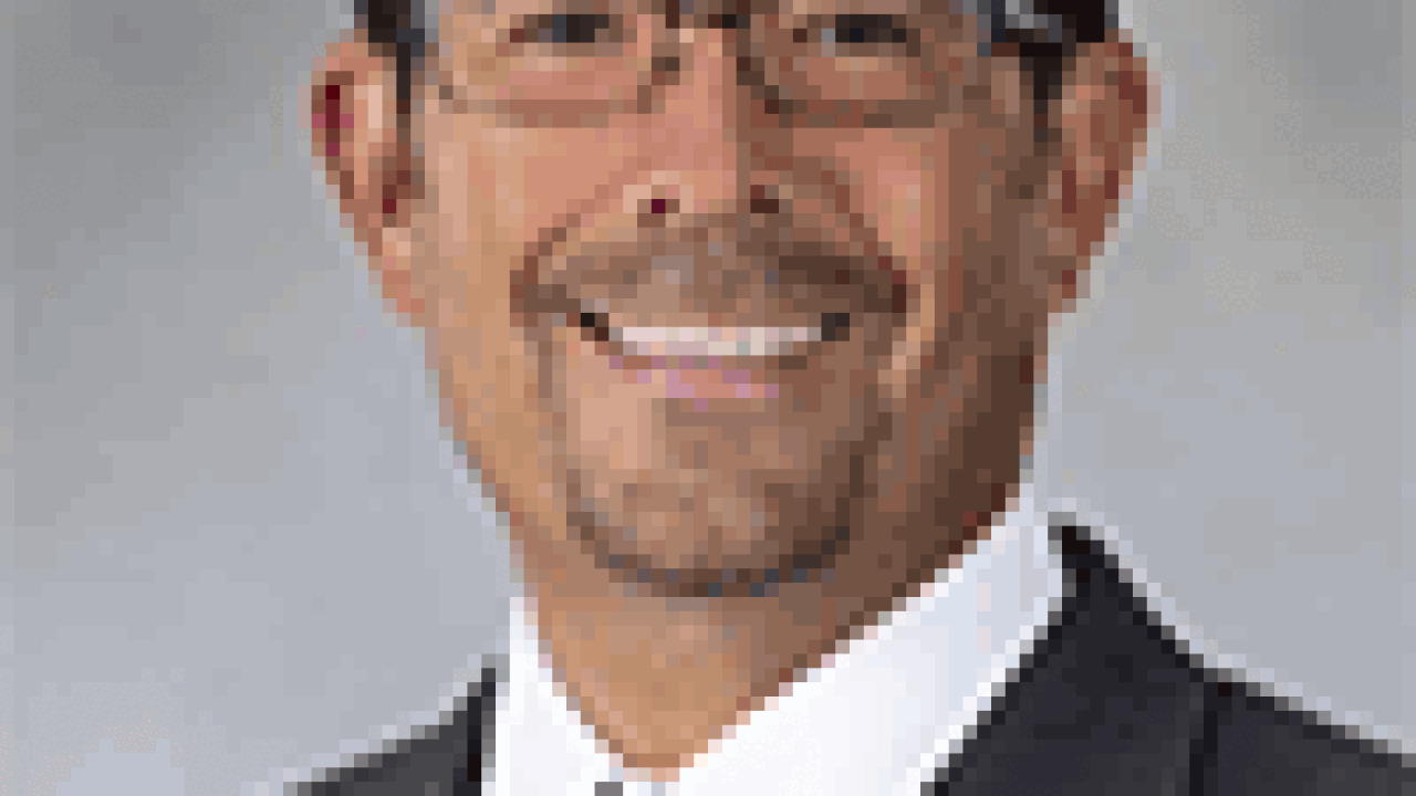 jose-delgado-100.gif