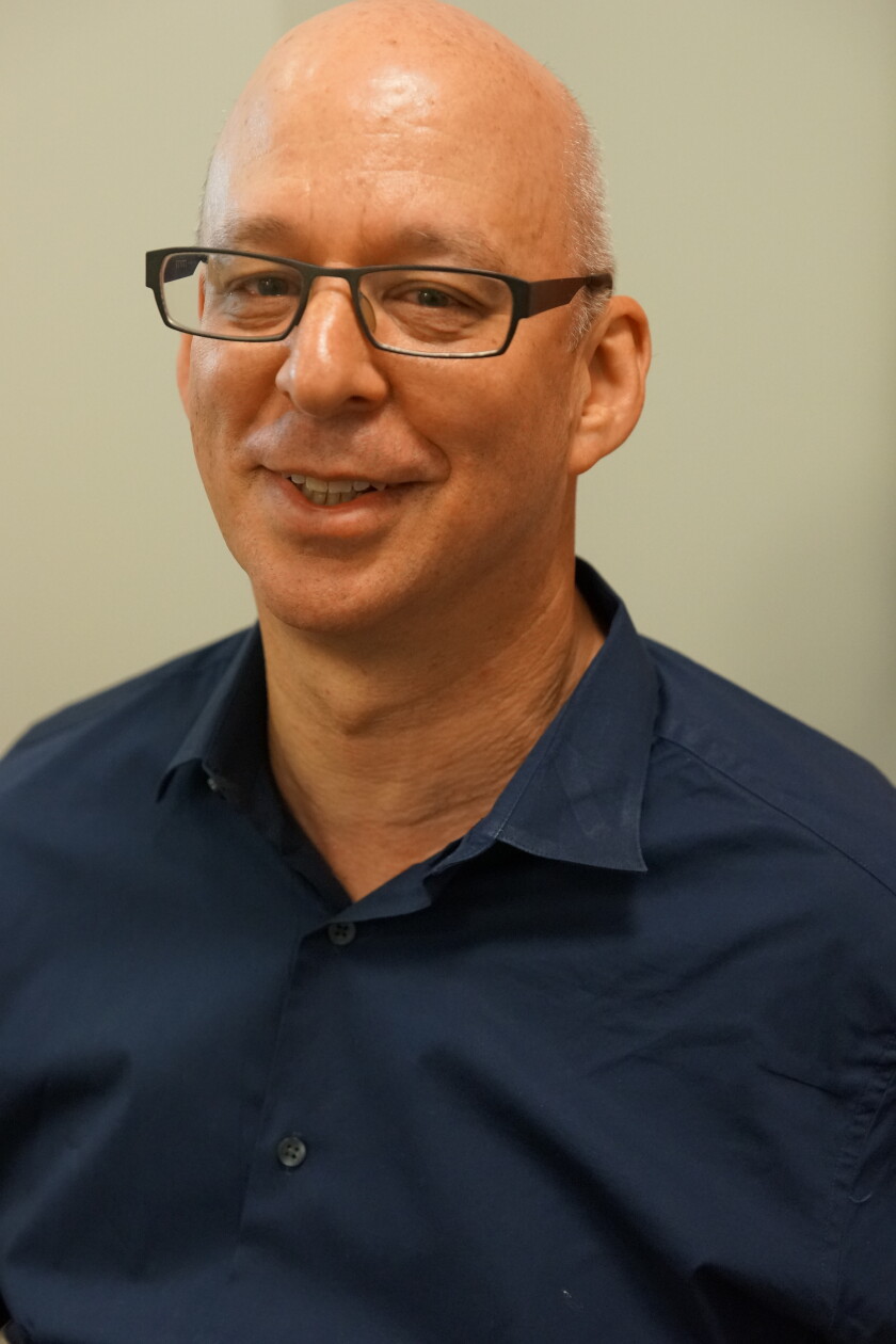 Elzweig-Mark.jpg