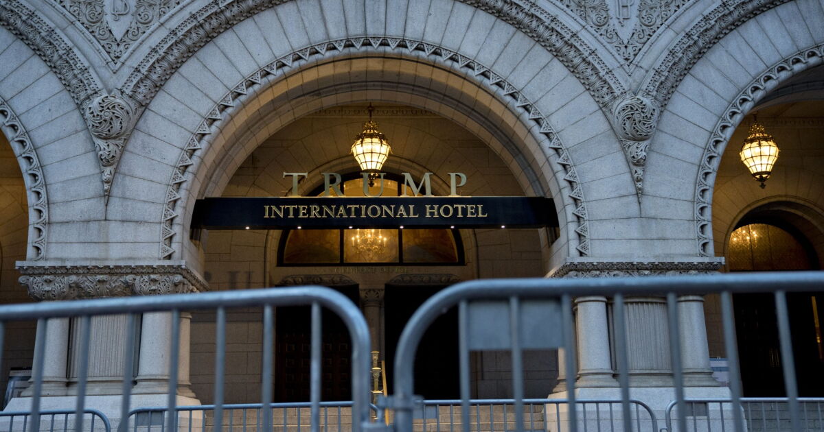 Democrats say Trump hotels got foreign money during presidency Democrats say Trump hotels got foreign money during presidency