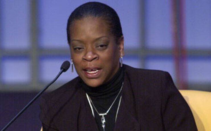 nappier-denise-bl-012204-357.jpg
