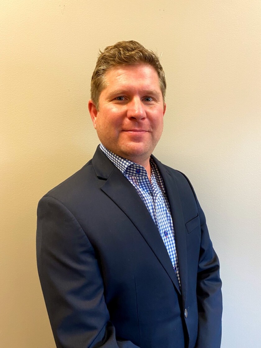 Headshot of Jeff Marshall.