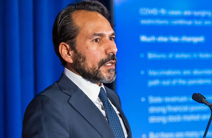 Robert Mujica Jr.