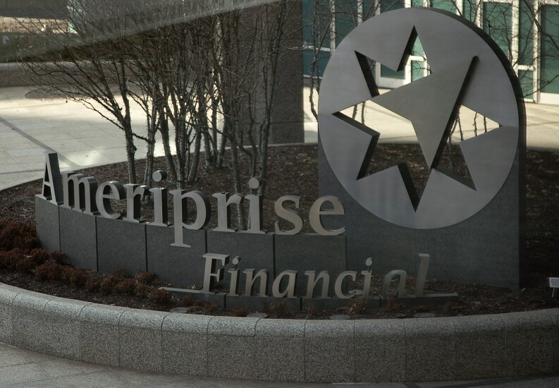 Ameriprise Shifts Comp Grids