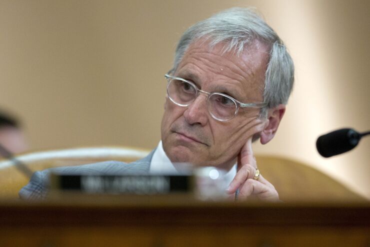 blumenauer-earl.congress.jpg