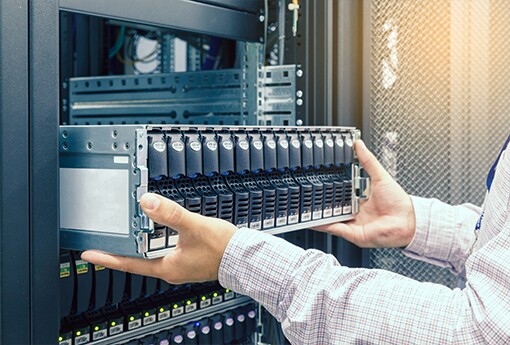 Myth-8_I-have-to-use-OEM-support-for-my-OEM-boxes.jpg