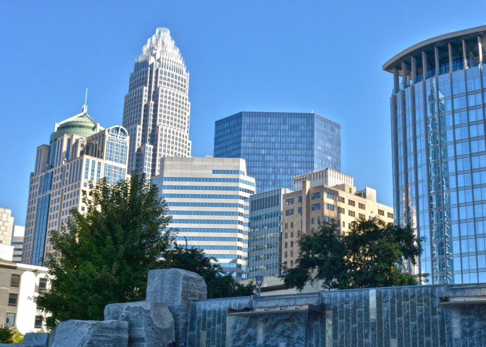 Photo for: Virginia's TowneBank makes deal for a 4th NC bank