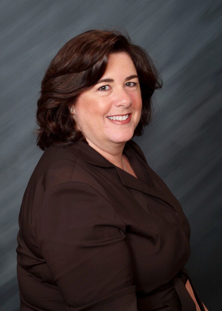 Altman-Vivian-Janney120817