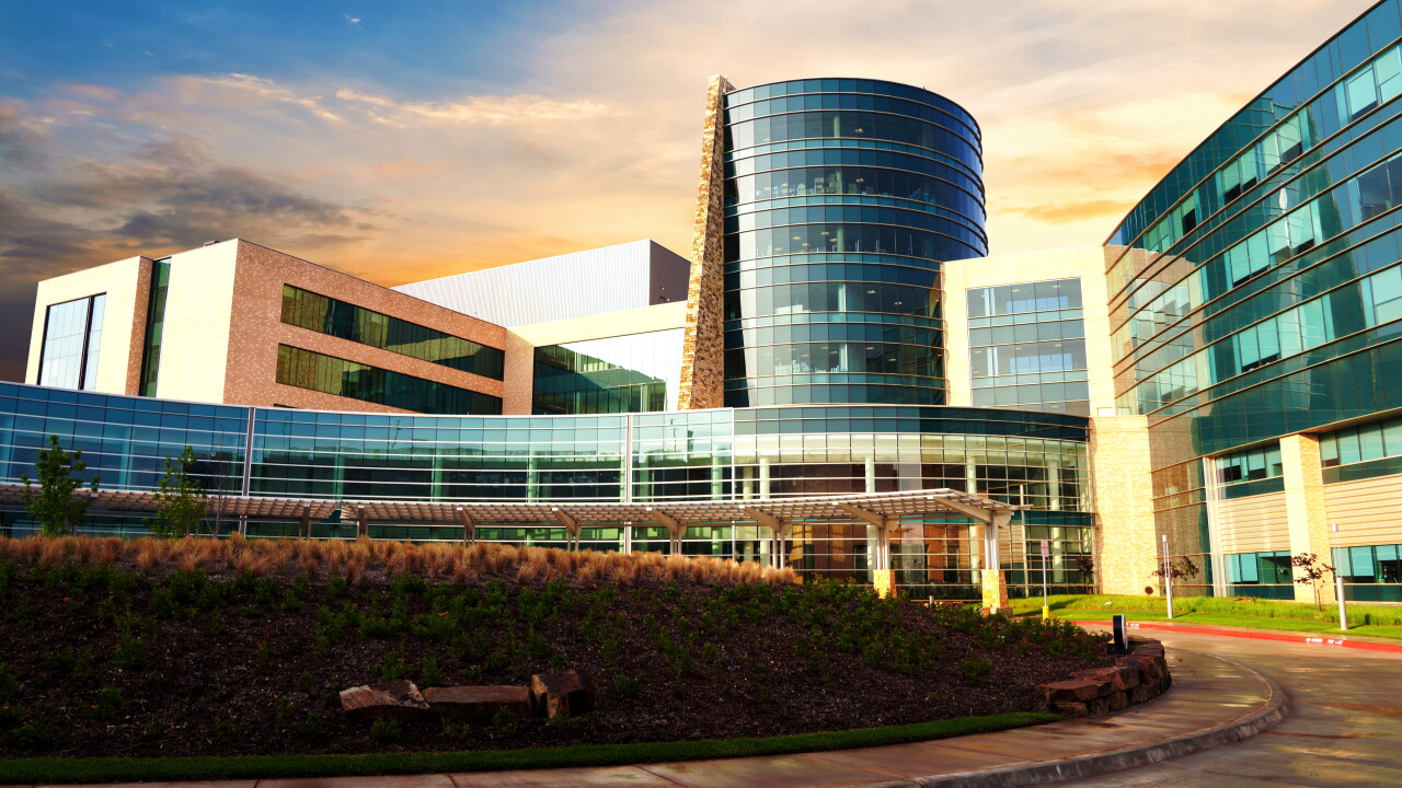 Main entrance to Norman Regional Hospital in Norman, Oklahoma