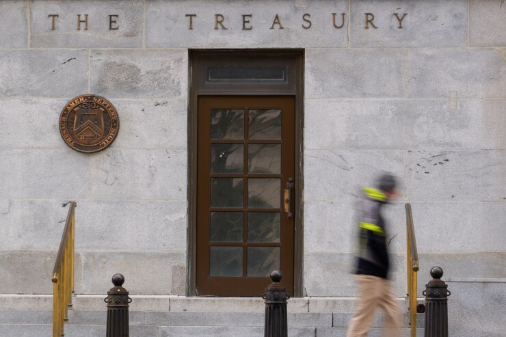 US Treasuries Extend Gains After Posting Best Year Since 2020